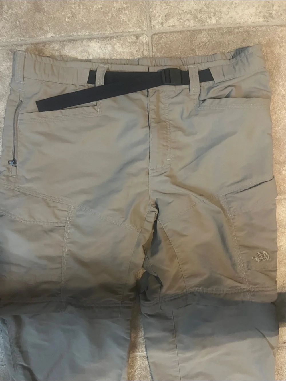 The North Face Men's Khaki Cargo Hiking Pants Light Tan Camping